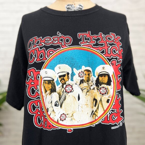 Cheap Trick Tour T Shirt | Worn In Cotton Band Tee | Dream Police | Medium Size - Picture 3 of 7